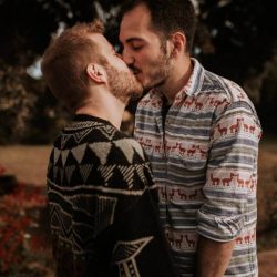 GAY COUPLE ENGAGEMENT SESSION 26 - Let's relive a seriously sweet surprise proposal at this engagement shoot in Spain Let's relive a seriously sweet surprise proposal at this engagement shoot in Spain