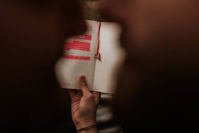 Let's relive a seriously sweet surprise proposal at this engagement shoot in Spain