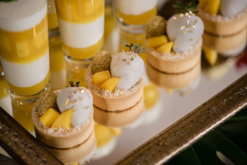 A little tropical, a little glam: this Cuban wedding inspiration is pure romance in 1940s Havana 