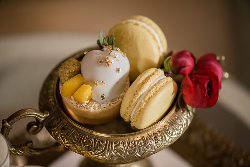 A little tropical, a little glam: this Cuban wedding inspiration is pure romance in 1940s Havana 