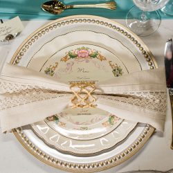 HavanaStylized 048 - A little tropical, a little glam: this Cuban wedding inspiration is pure romance in 1940s Havana A little tropical, a little glam: this Cuban wedding inspiration is pure romance in 1940s Havana