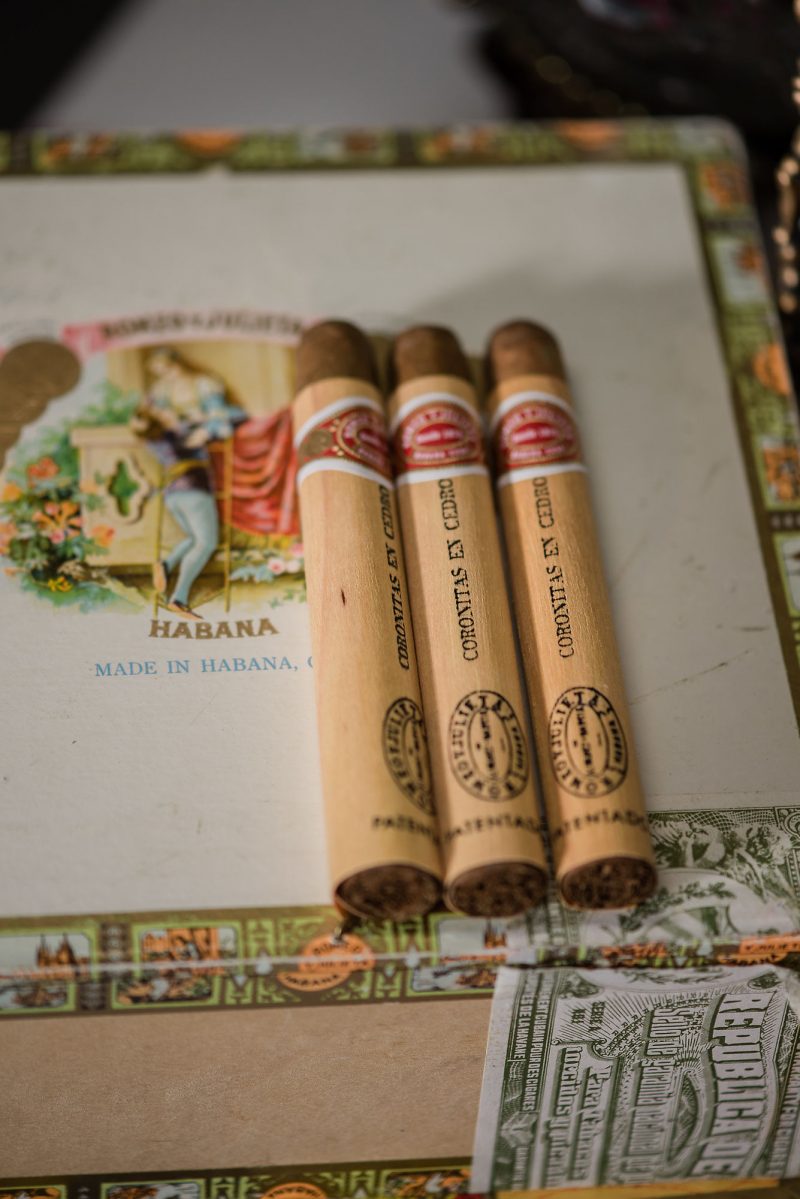 A little tropical, a little glam: this Cuban wedding inspiration is pure romance in 1940s Havana