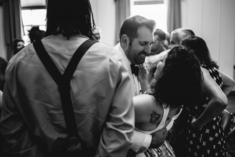 This urban swinger-vibe microwedding had '60s style, beer, & lots of makeouts
