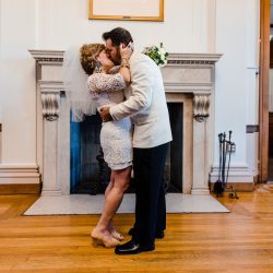 Arielle and Mike 0288 - This urban swinger-vibe microwedding had '60s style, beer, & lots of makeouts This urban swinger-vibe microwedding had '60s style, beer, & lots of makeouts
