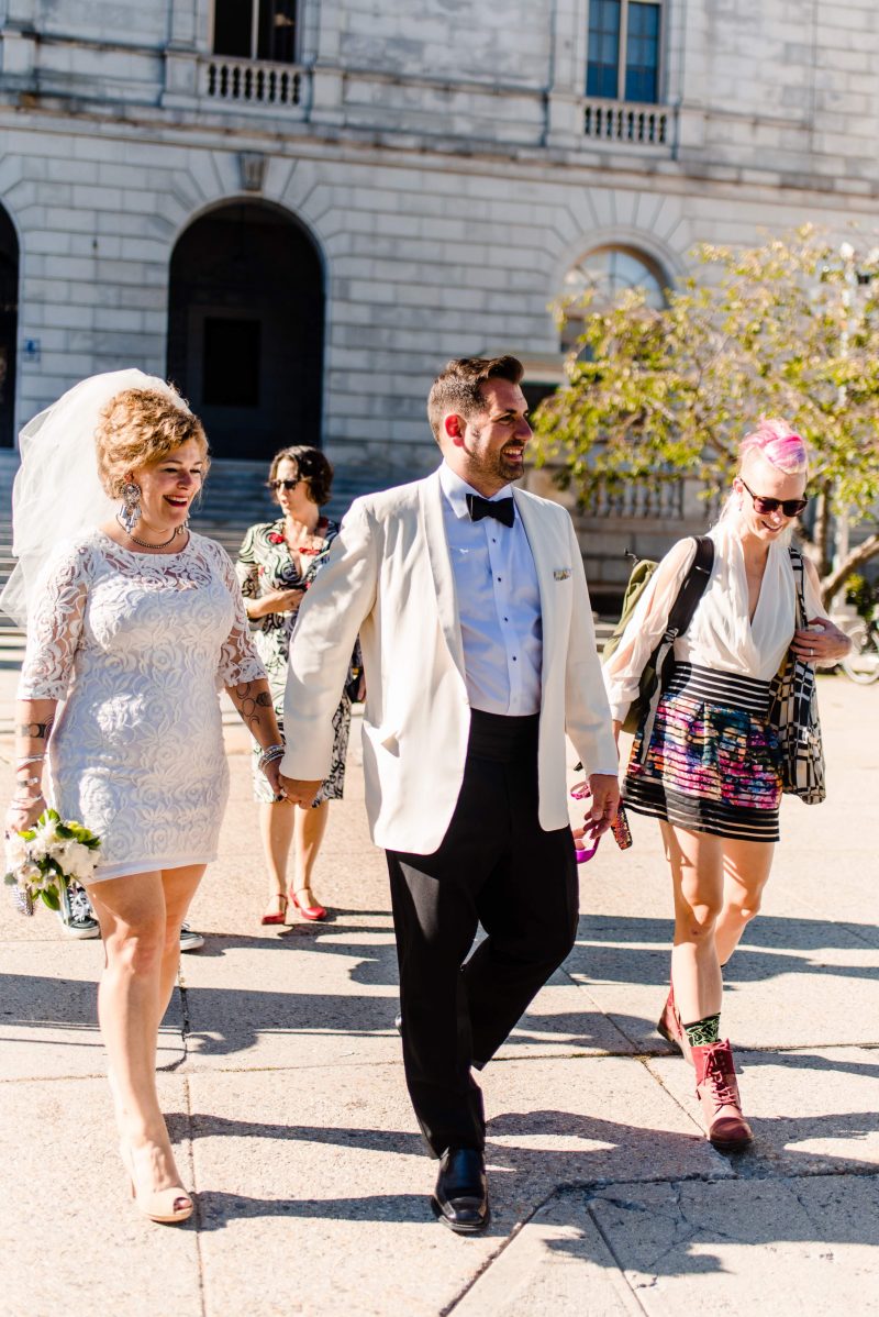 This urban swinger-vibe microwedding had '60s style, beer, & lots of makeouts