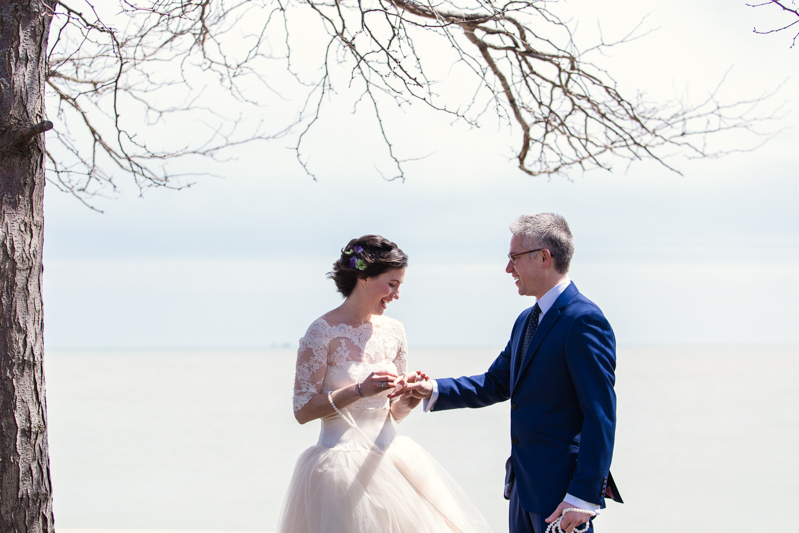 Feast your eyes on this joyful Chicago elopement with donuts & dogs