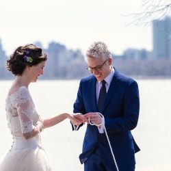 Chicago Elopement by Emma Mullins Photography 21 - Feast your eyes on this joyful Chicago elopement with donuts & dogs Feast your eyes on this joyful Chicago elopement with donuts & dogs
