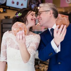 Chicago Elopement by Emma Mullins Photography 37 - Feast your eyes on this joyful Chicago elopement with donuts & dogs Feast your eyes on this joyful Chicago elopement with donuts & dogs