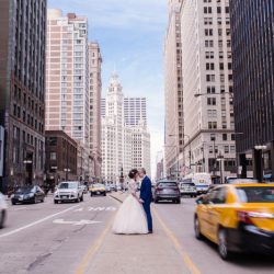 Chicago Elopement by Emma Mullins Photography 44 - Feast your eyes on this joyful Chicago elopement with donuts & dogs Feast your eyes on this joyful Chicago elopement with donuts & dogs