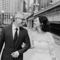 Chicago Elopement by Emma Mullins Photography 55 - Feast your eyes on this joyful Chicago elopement with donuts & dogs Feast your eyes on this joyful Chicago elopement with donuts & dogs