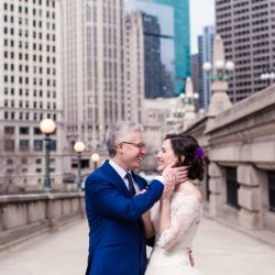 Chicago Elopement by Emma Mullins Photography 56 - Feast your eyes on this joyful Chicago elopement with donuts & dogs Feast your eyes on this joyful Chicago elopement with donuts & dogs