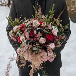 AllieDeariePhotography 20 - Bend the knee for this epic, snowy Game of Thrones wedding inspiration AllieDeariePhotography 20