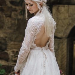 AllieDeariePhotography 82 - Bend the knee for this epic, snowy Game of Thrones wedding inspiration Bend the knee for this epic, snowy Game of Thrones wedding inspiration