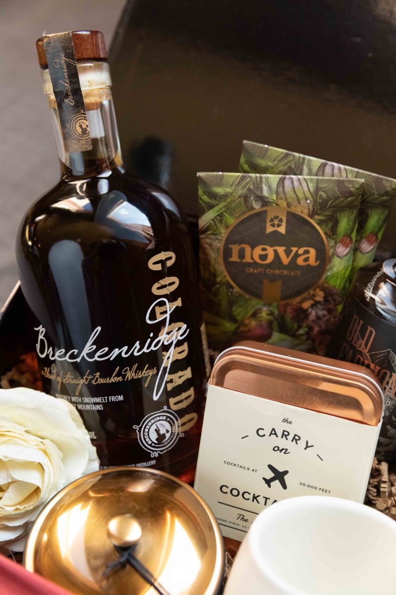 Edgy & urban wedding inspiration at The Denver Athletic Club 