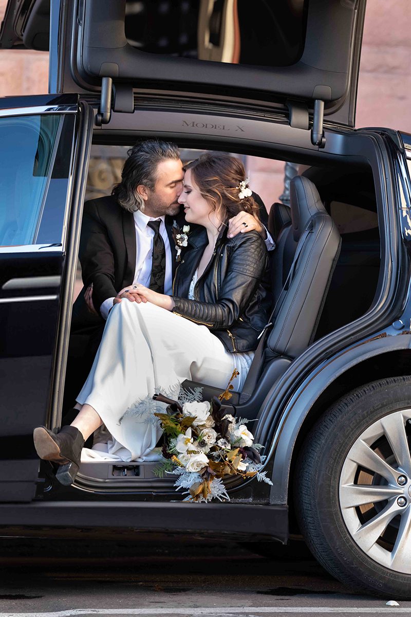 Edgy & urban wedding inspiration at The Denver Athletic Club