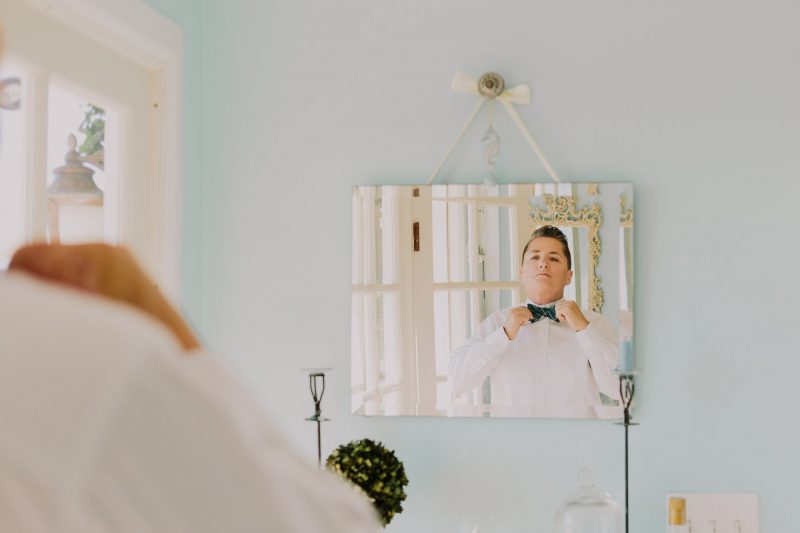 Churros, quiet moments, & a spiral aisle at this sunlit wedding in La Jolla