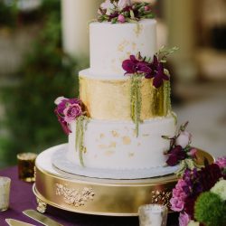 Churros, quiet moments, & a spiral aisle at this sunlit wedding in La Jolla