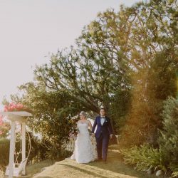 Churros, quiet moments, & a spiral aisle at this sunlit wedding in La Jolla