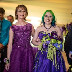 Arcade games & epic foliage at this whimsical green & purple wedding