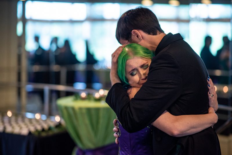Arcade games & epic foliage at this whimsical green & purple wedding