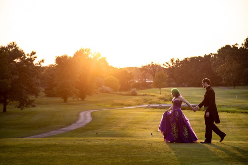 Arcade games & epic foliage at this whimsical green & purple wedding