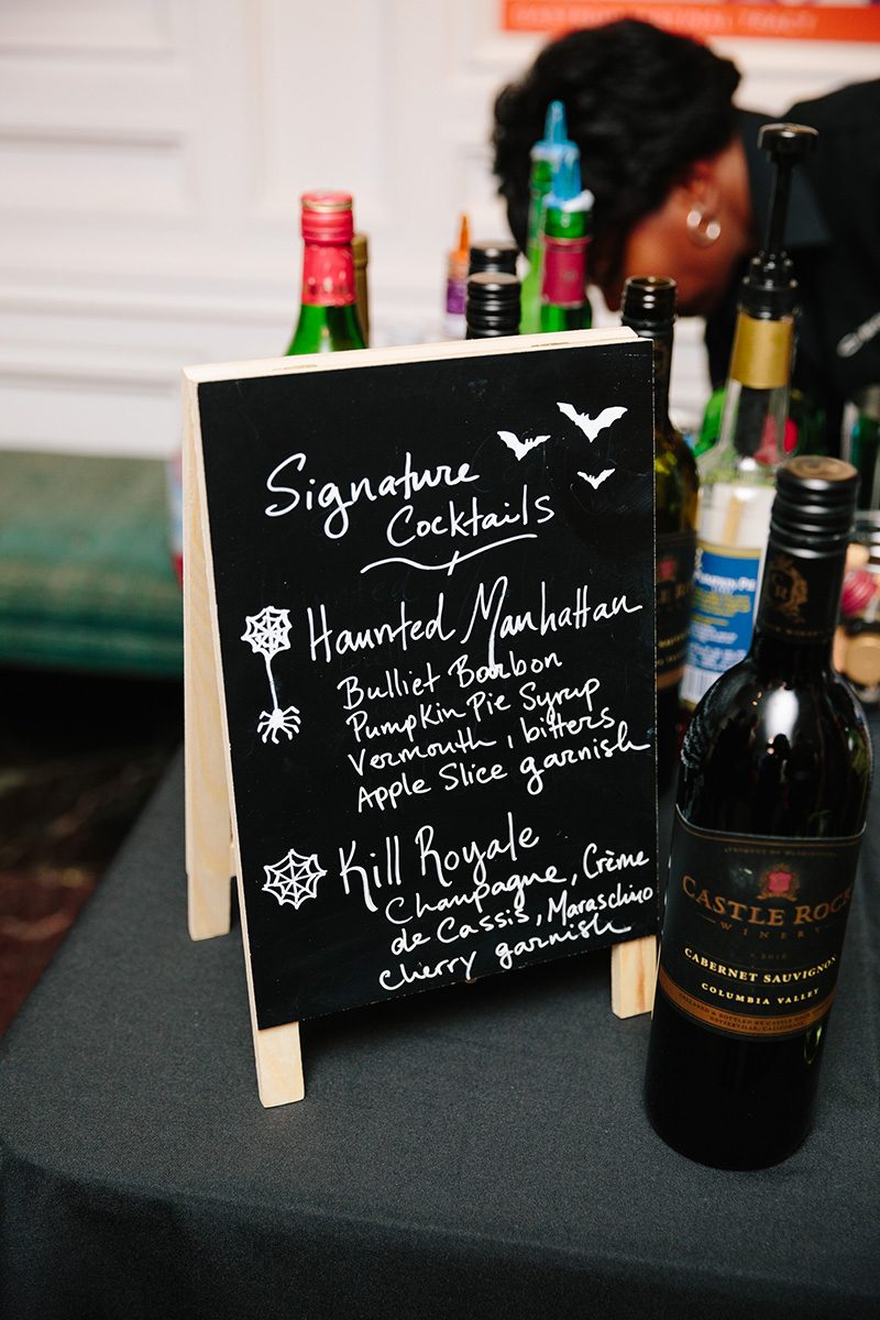 A chic & macabre Halloween wedding at the International Museum of Surgical Science