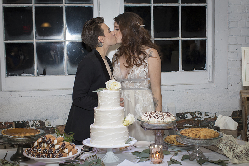 Wild beauty and rock star babes at this greenery wedding in Connecticut