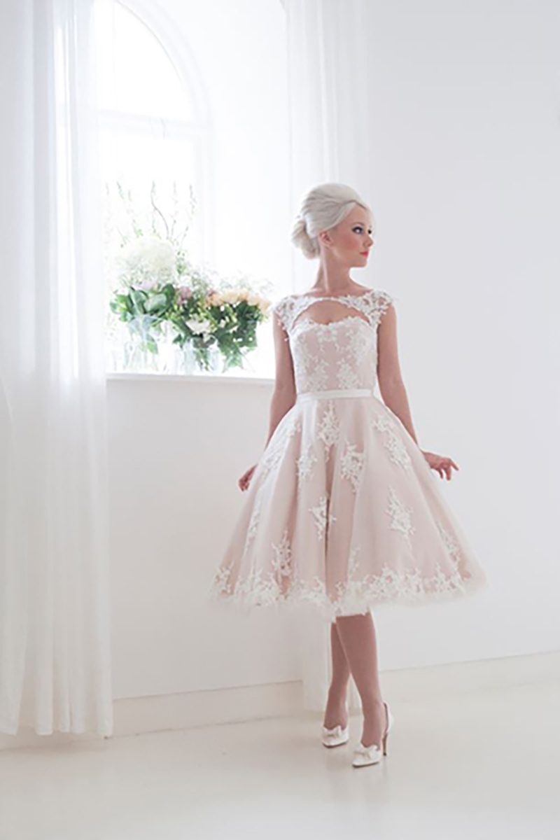 If you want stunning throwback wedding style, you MUST see this line of vintage wedding dresses 5 from Offbeat Wed (formerly Offbeat Bride) If you want stunning throwback wedding style, you MUST see this line of vintage wedding dresses