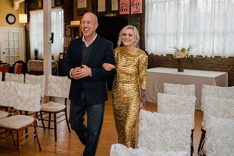 A sweet Philadelphia elopement with an homage to some of the best photo spots in Philly