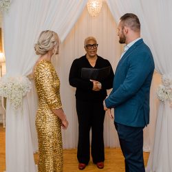 A sweet Philadelphia elopement with an homage to some of the best photo spots in Philly