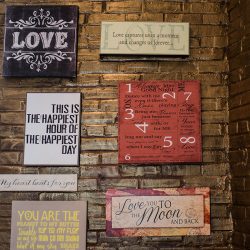 A sweet Philadelphia elopement with an homage to some of the best photo spots in Philly