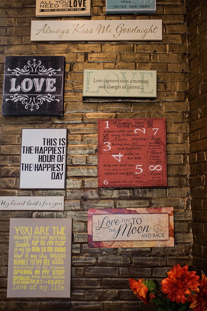 A sweet Philadelphia elopement with an homage to some of the best photo spots in Philly