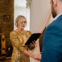 A sweet Philadelphia elopement with an homage to some of the best photo spots in Philly
