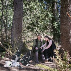 This pair met Toothless at their How to Train Your Dragon-themed forest engagement shoot