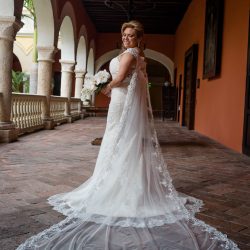 Hernandez Buonomo GaboampMafeFotografia 26042019GBO8507 big - Love the color & dancing at this Colombia destination wedding A spectacle of dance & color await at this Caribbean destination wedding in Columbia