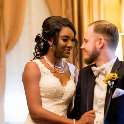 Sunflowers, video games, and ribbon wands at this Kentucky mansion wedding