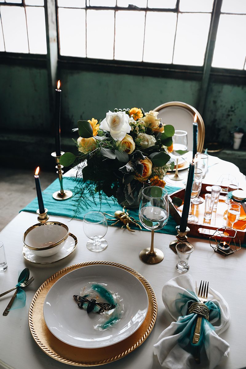 Who knew a insect-themed wedding could be one of the most beautiful & avant garde EVER