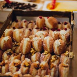 NC101118 648 - It was all about favorite foods & favorite people at this Perth wedding NC101118 648
