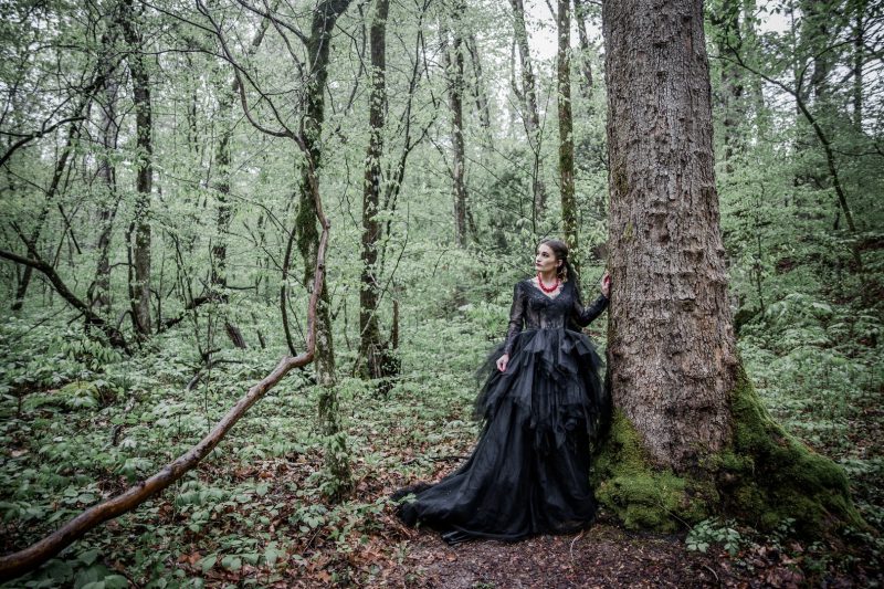 Dark & romantic style meets a wedding chapel in the woods