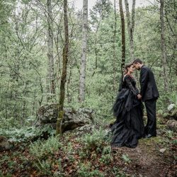 Swogger Warman StarNoirStudio CheyenneandChristophersGothicWeddingatChapelintheHollow0047 big