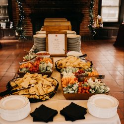 PointDefianceRoseGarden Wedding Stuberg Melaphoto 5214 - A colorful & artistic wedding at Point Defiance Rose Garden in Tacoma A colorful & artistic wedding at Point Defiance Rose Garden in Tacoma