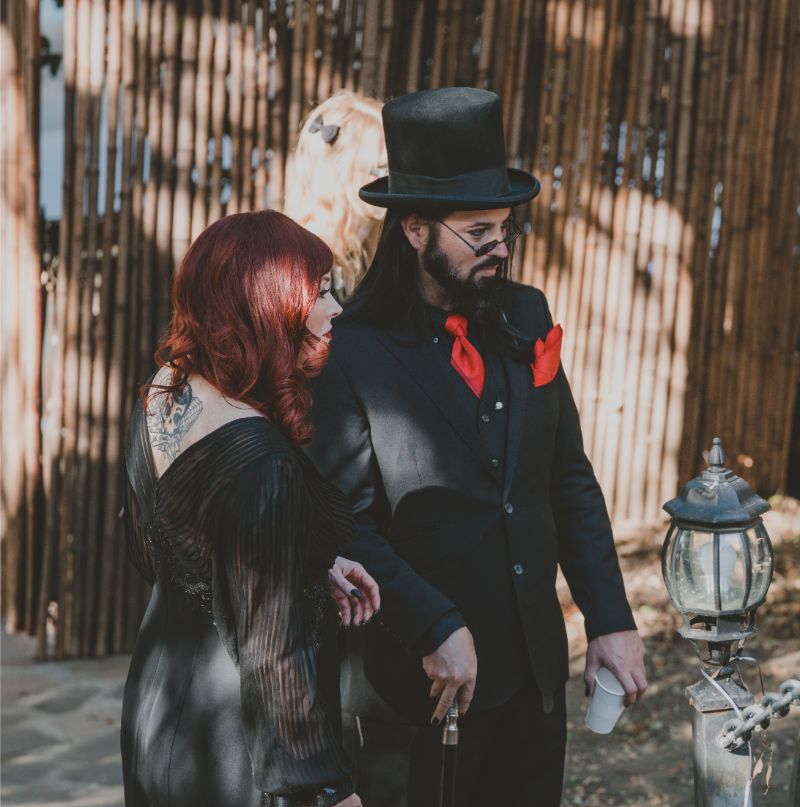 Victorian theme wedding at Lobo Castle on Offbeat Bride 21