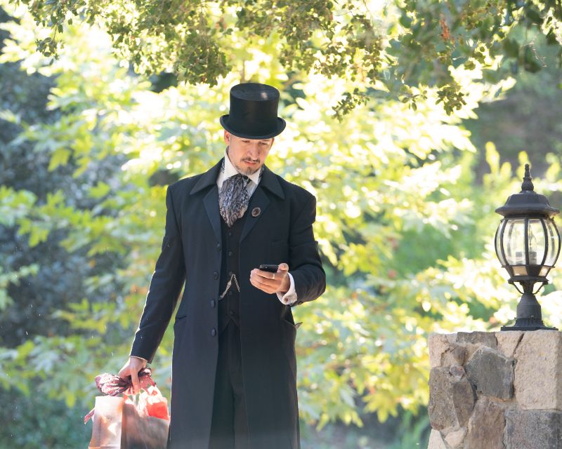 Victorian theme wedding at Lobo Castle on Offbeat Bride 22