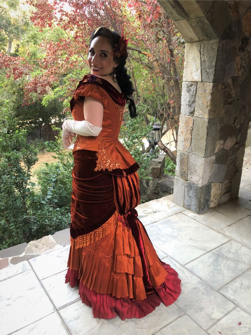 Victorian theme wedding at Lobo Castle on Offbeat Bride 46