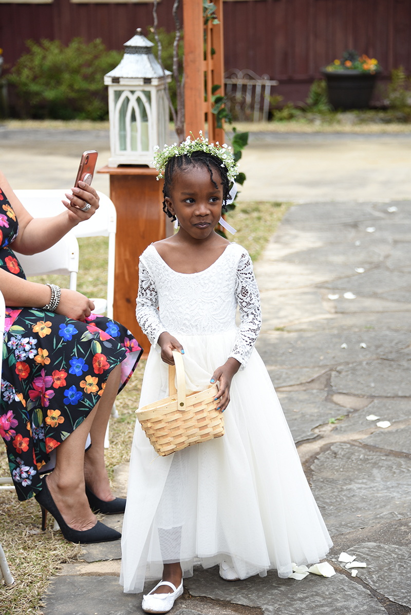 A sweet elopement with positive energy and good vibes (despite the bride not being able to see!)