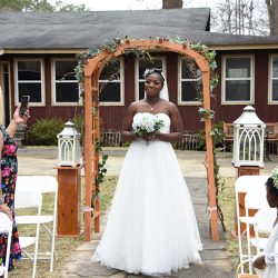 094 - A sweet elopement with positive energy (despite the bride not being able to see!) A sweet elopement with positive energy and good vibes (despite the bride not being able to see!)