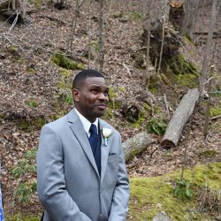 097 - A sweet elopement with positive energy (despite the bride not being able to see!) A sweet elopement with positive energy and good vibes (despite the bride not being able to see!)