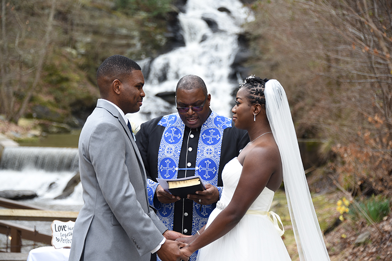 A sweet elopement with positive energy and good vibes (despite the bride not being able to see!)