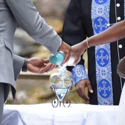 182 - A sweet elopement with positive energy (despite the bride not being able to see!) A sweet elopement with positive energy and good vibes (despite the bride not being able to see!)