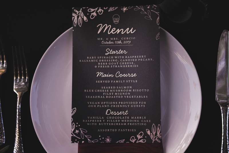 Tim Burton theme wedding on offbeat bride 12